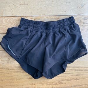 Lululemon “Hotty Hot” shorts, 2.5 in, black, 4.